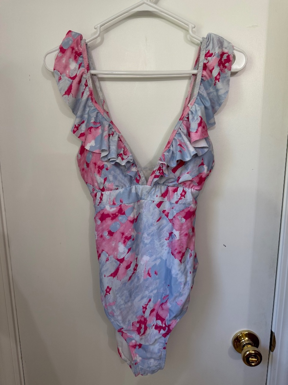 Jessica Simpson Abstract Ruffle One Piece- Medium